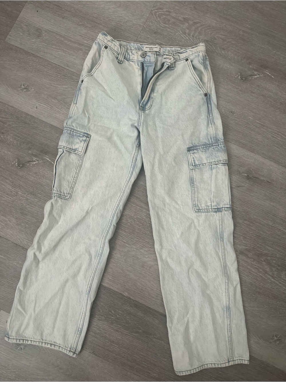 Abercrombie & Fitch Loose high rise jeans SIZE 25